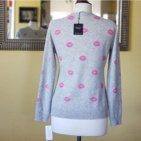 Charter Club 100% Cashmere Lipstick Lips Crewneck Sweater Gray Pink Medium - Picture 5 of 13